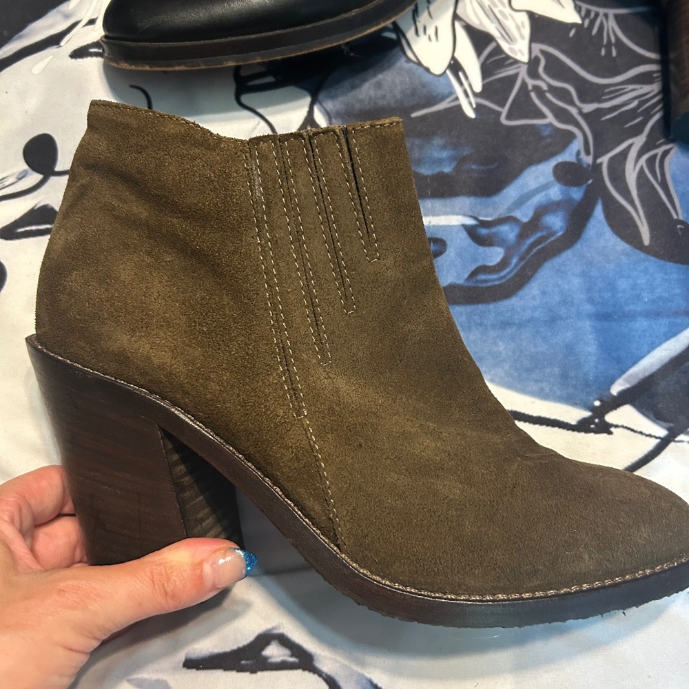 Aquatalia bootie-size 8 worn twice